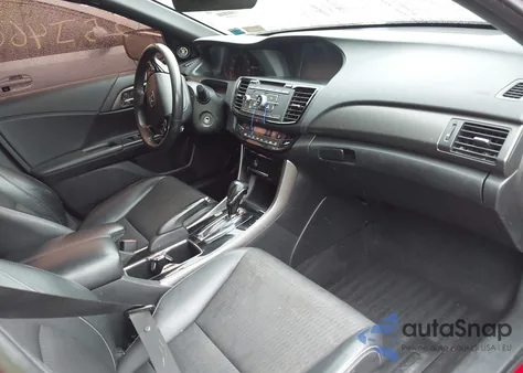 2017 Honda Accord Sport z USA, uszkodzony, nr VIN 1HGCR2F59HA272720